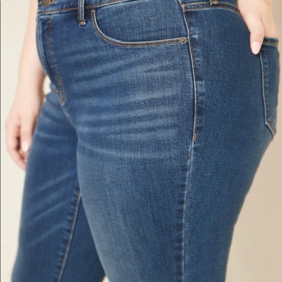 High Waisted Boot-Cut Jeans NEW! - Picture 7 of 8